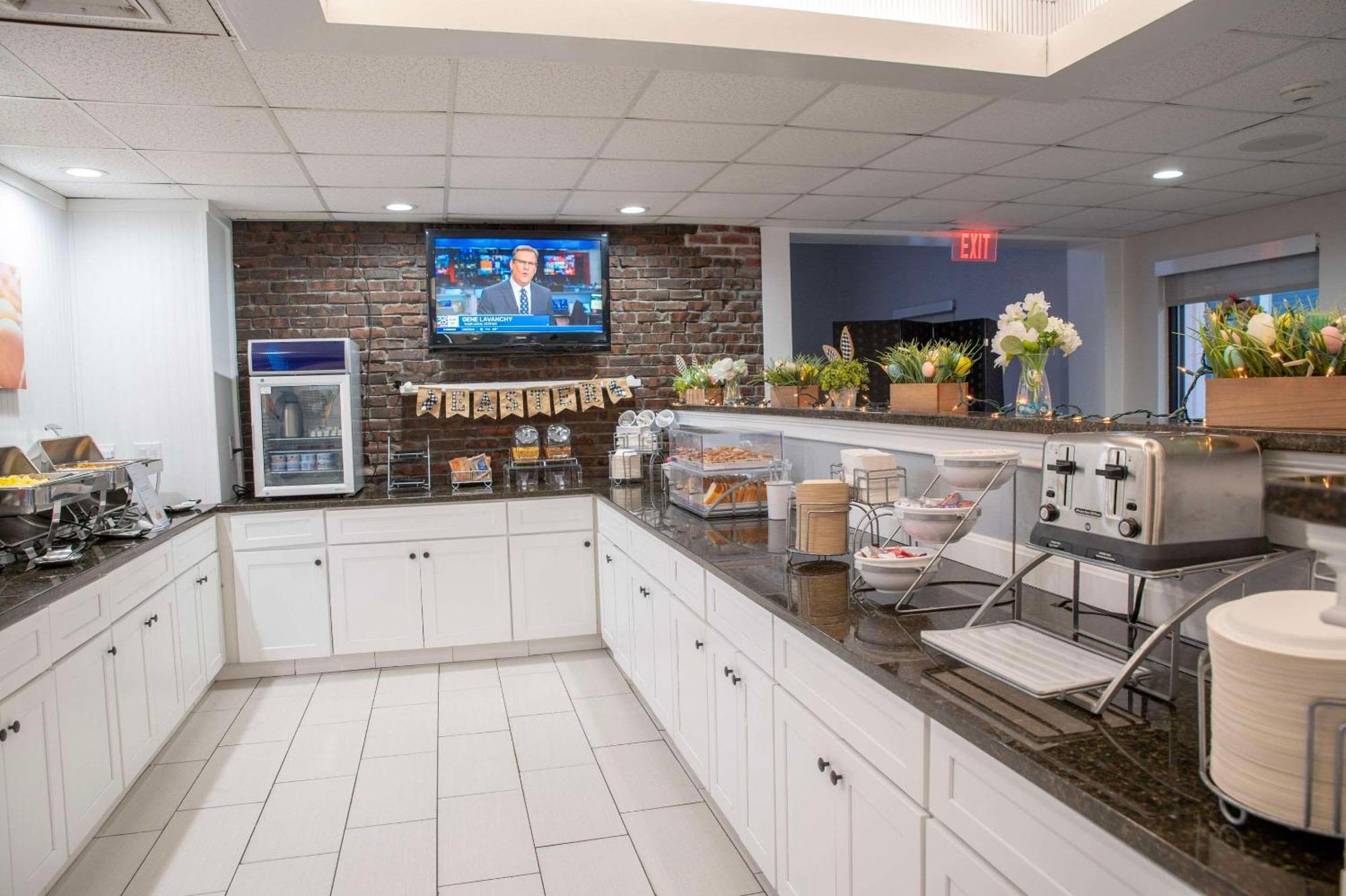 Comfort Inn Hyannis - Cape Cod Exterior foto
